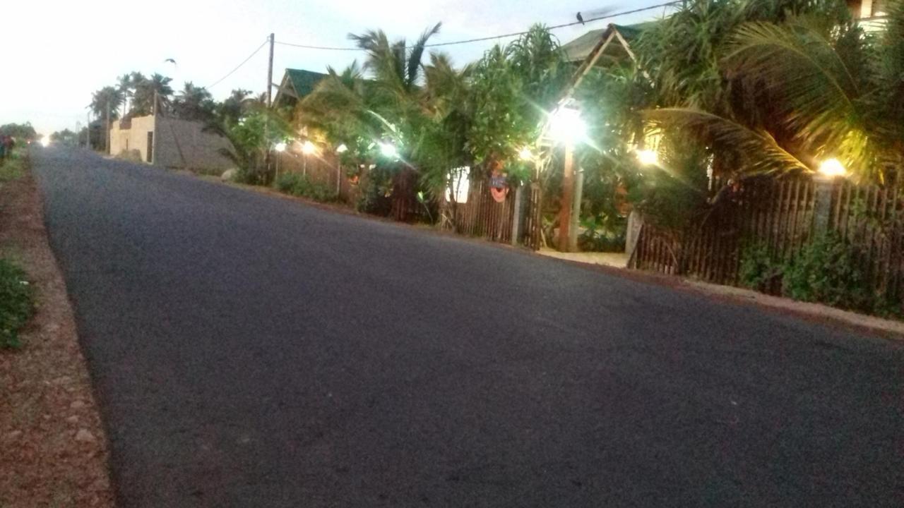 Hi Win Hotel Chilaw Exterior foto