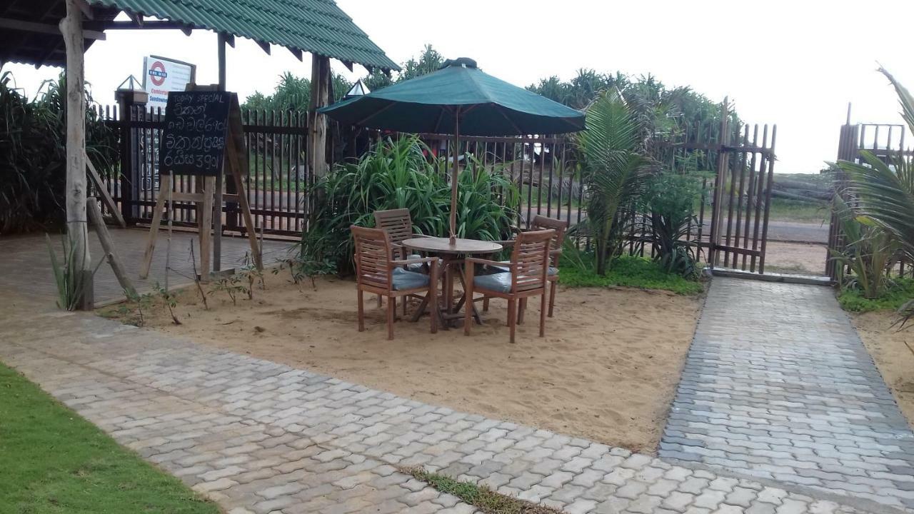 Hi Win Hotel Chilaw Exterior foto